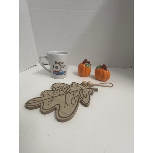 Fall 3 Piece Custom Bundle Lot Pumpkin Salt & Pepper Shakers - Picture 1 of 7